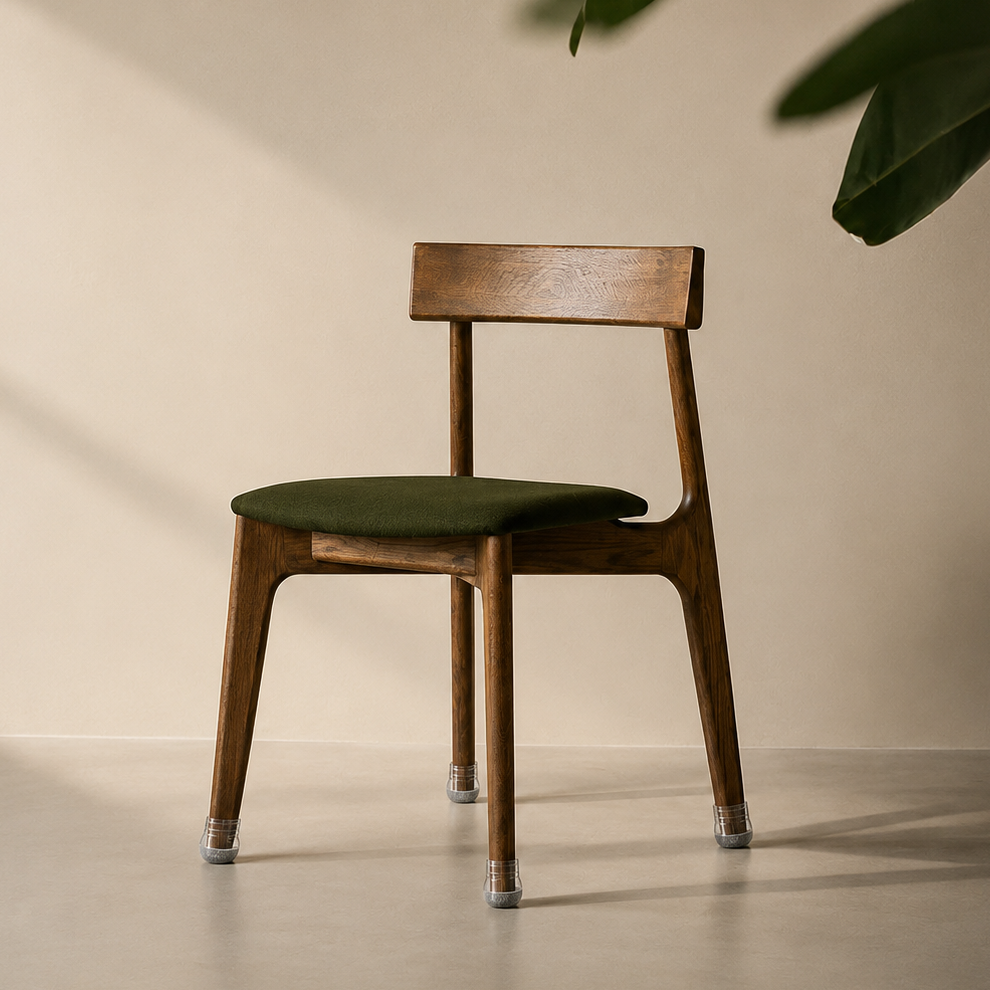 Chair with leg protectors